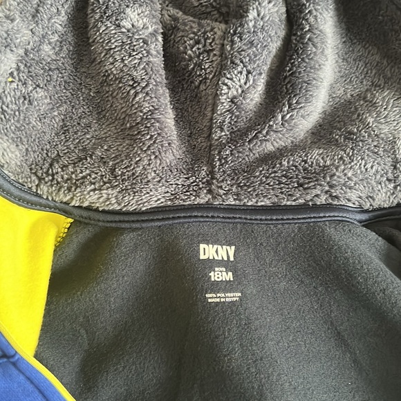 NWT DKNY Baby Boy hoodie size 18 Months - Picture 7 of 7